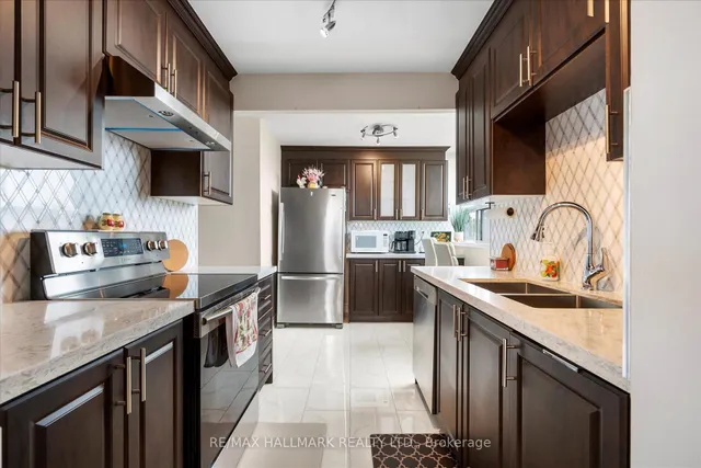 Additional image 12 of 3 Lisa St Unit 410