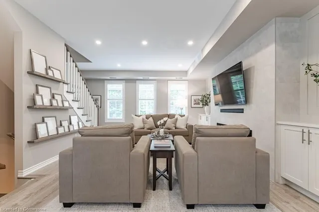 Additional image 15 of 2362 New St Unit 8