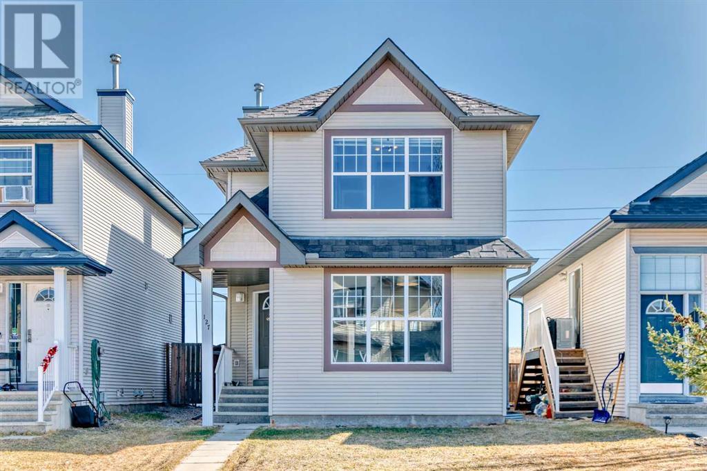 127 Cranberry Way SE|Calgary, Alberta T3M1K2