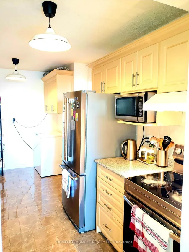 Additional image 23 of 121 Trudelle St Unit 814