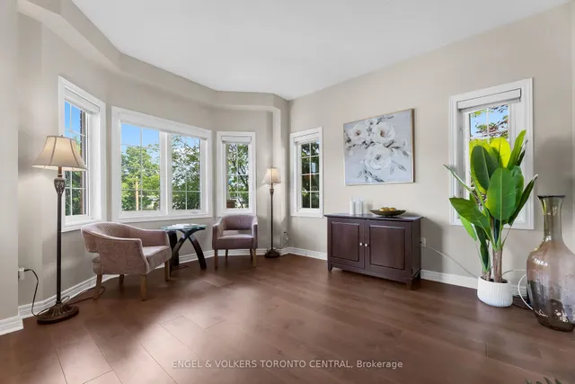 Additional image 43 of 1510 Samuelson Circ