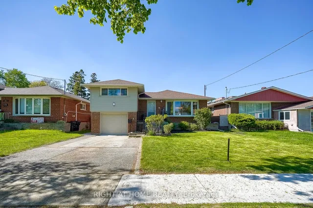 Additional image 3 of 14 Amulet St