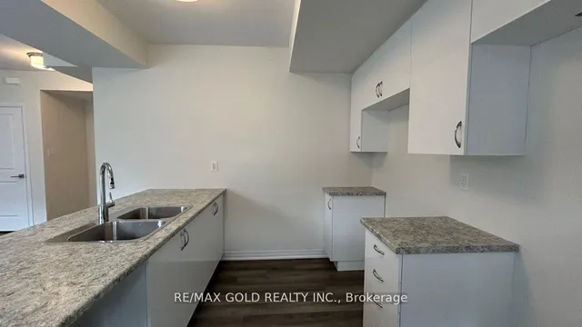 Additional image 4 of 35 Fieldridge Cres Unit 36