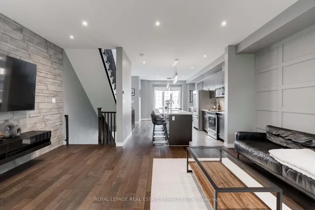 Additional image 13 of 122 Dundas St Unit 17