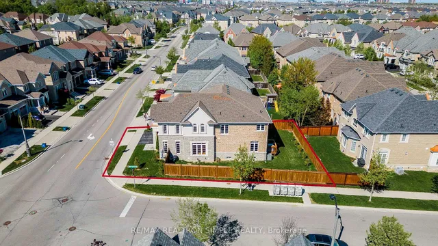 Additional image 2 of 574 North Park Blvd