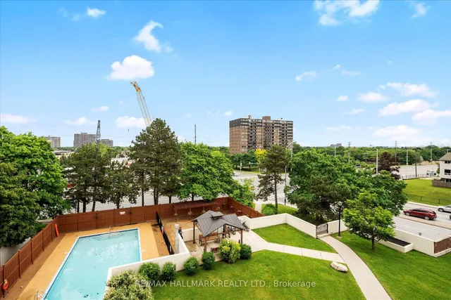 Additional image 36 of 3 Lisa St Unit 410