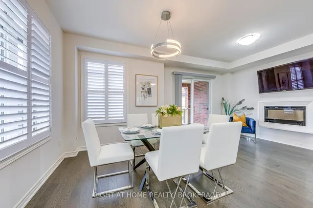 Additional image 18 of 451 Dundas St