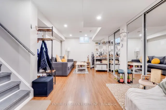 Additional image 38 of 1079 Clark Blvd