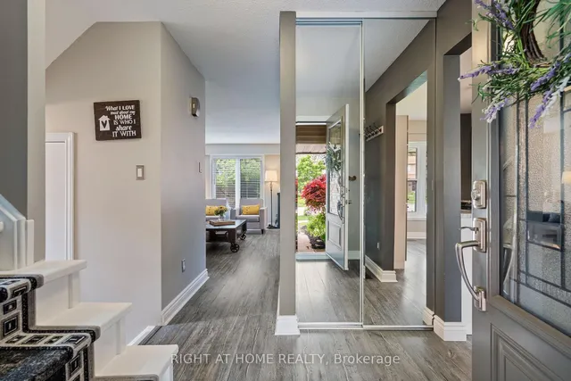 Additional image 3 of 2448 Malcolm Cres