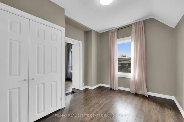 Additional image 29 of 18 Keith St