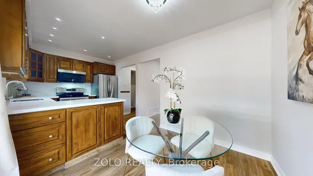 Additional image 16 of 54 Luminous Crt