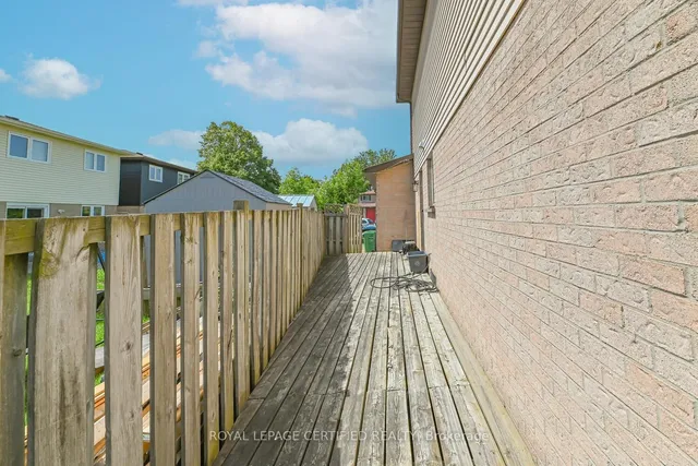 Additional image 48 of 37 Newbridge Cres