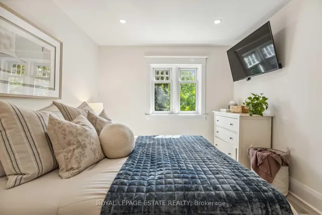 Additional image 19 of 166 Bingham Ave