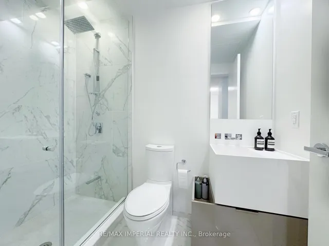 Additional image 25 of 1 Bloor St Unit 6407