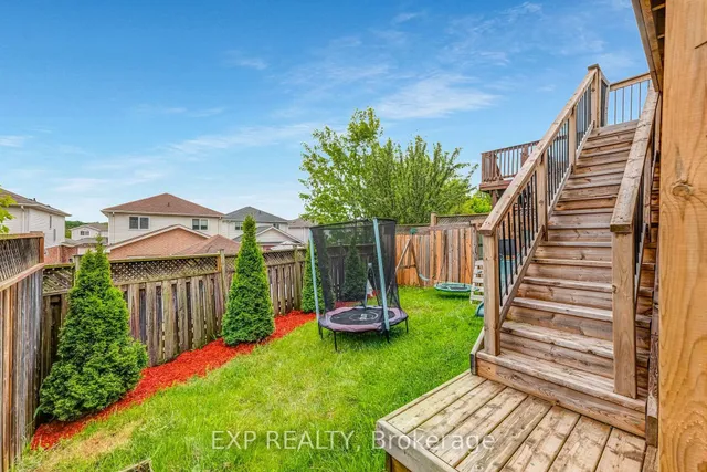 Additional image 43 of 175 Hollyridge Cres