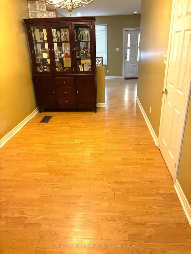 Additional image 5 of 46 BRISTOL Ave