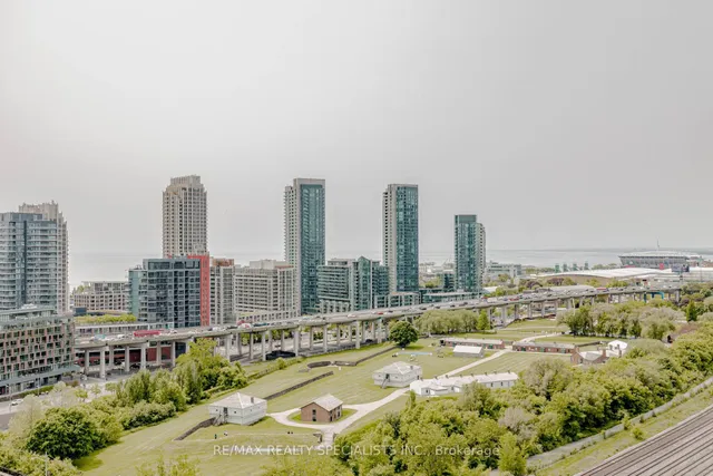 Additional image 36 of 576 FRONT St Unit 1705