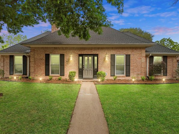5918 Donwhite Ln, Houston, TX 77088