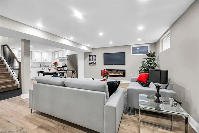 Additional image 27 of 355 Rosedale Ave