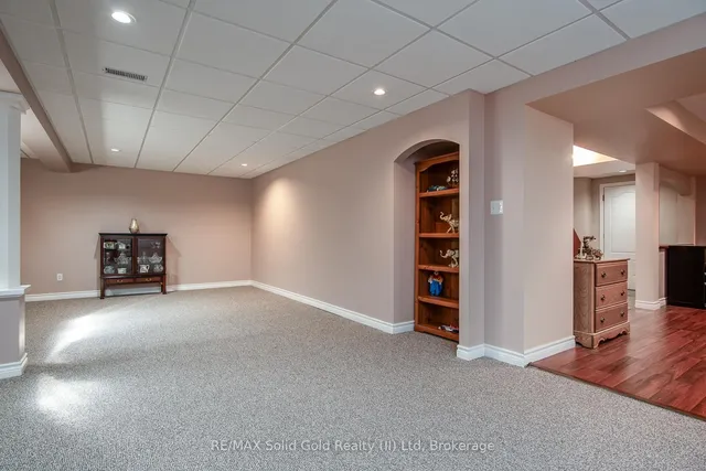 Additional image 31 of 110 Deer Ridge Dr