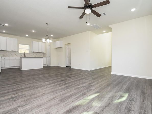 2819 Pine Estate Ln, Houston, TX 77014