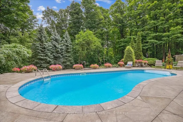 Additional image 39 of 5590 STEELES Ave