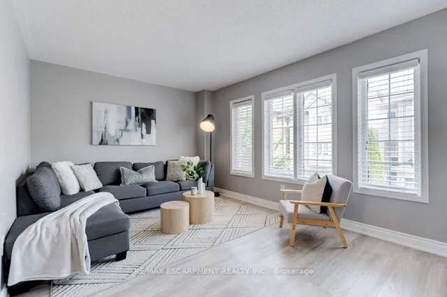 Additional image 5 of 5090 Fairview St Unit 40