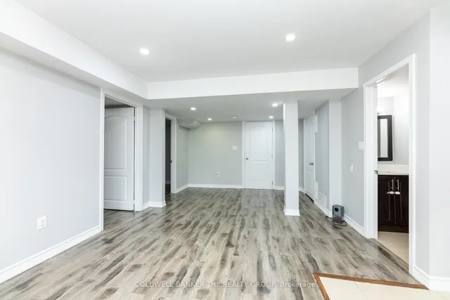 Additional image 33 of 83 Enford Cres