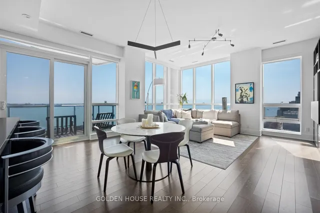 Additional image 6 of 55 Merchants' Wharf Unit 1023