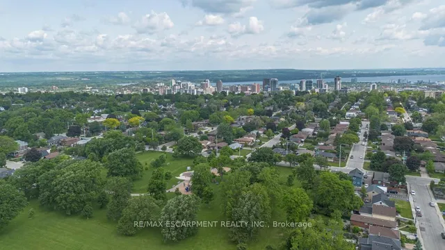 Additional image 45 of 175 Brucedale Ave