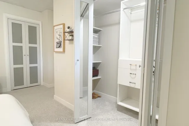 Additional image 27 of 954 King St Unit 330