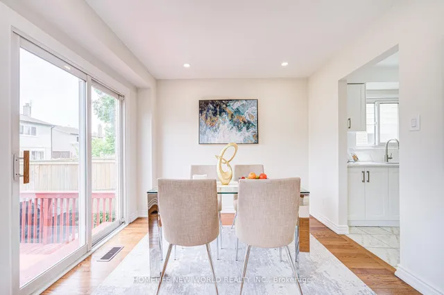 Additional image 31 of 27 Massie St