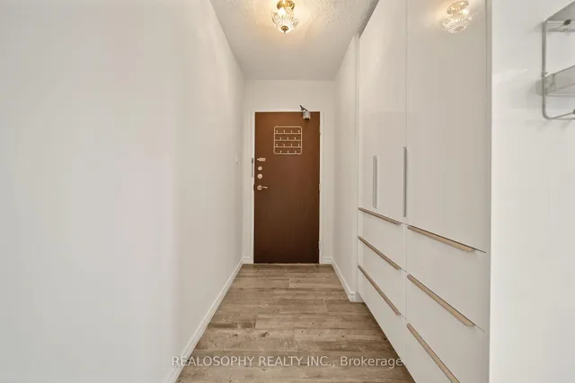 Additional image 2 of 100 Quebec Ave Unit 511