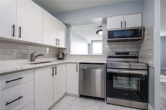 Additional image 20 of 18 Holborn Crt Unit 611