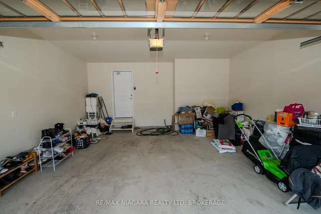 Additional image 24 of 100 Blackbird Way