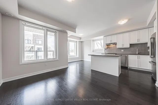 Additional image 6 of 256 Royal York Rd Unit 116