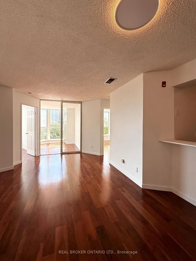 Additional image 2 of 20 Southport St Unit 608