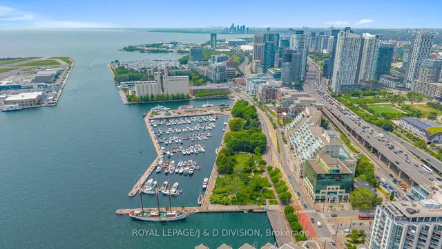 Additional image 40 of 401 Queens Quay Unit 410