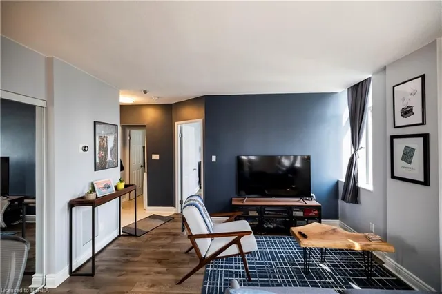 Additional image 10 of 36 James St Unit 1405