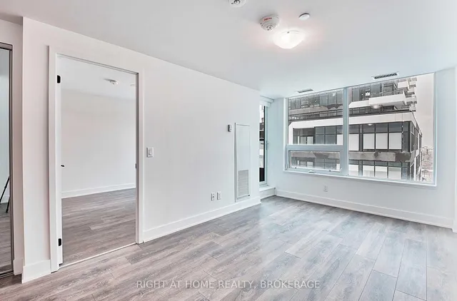 Additional image 7 of 2481 Taunton Rd Unit 467