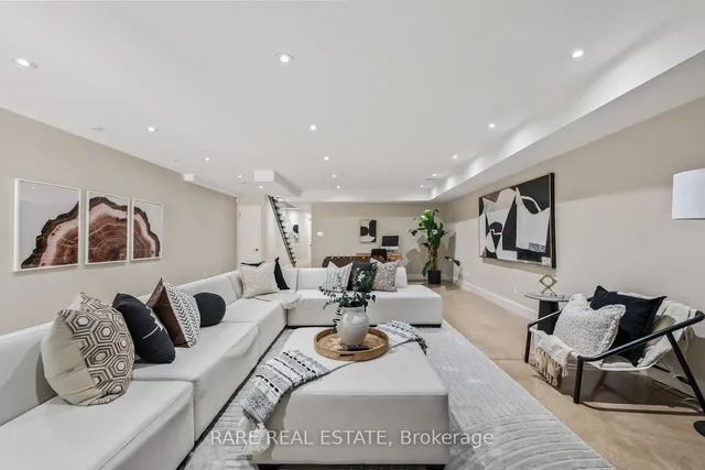 Additional image 30 of 370 Keewatin Ave