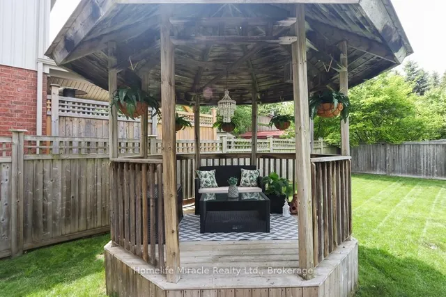 Additional image 12 of 2 Bridleridge St