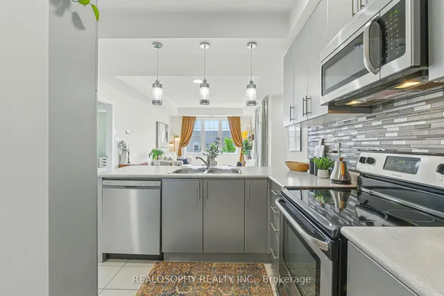 Additional image 14 of 2333 Sawgrass Dr Unit 304