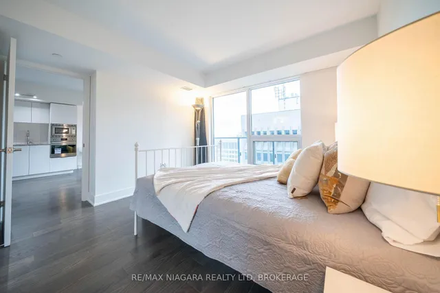 Additional image 13 of 955 Bay St Unit 2109