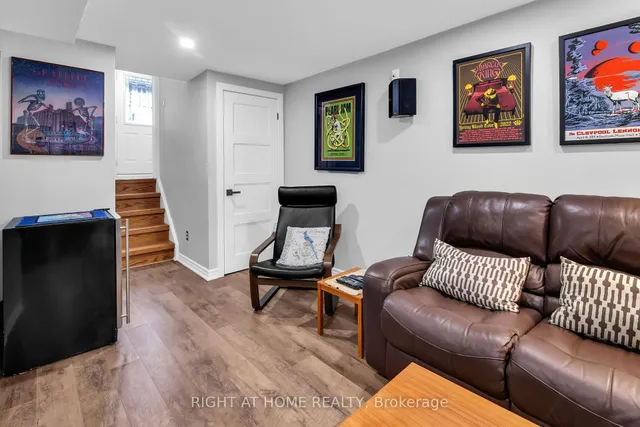 Additional image 43 of 400 Bloor St Unit 75