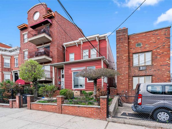 2504 21st Street, Astoria, NY 11102