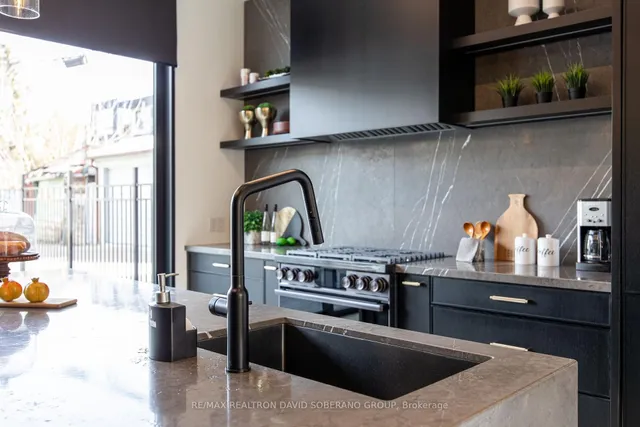 Additional image 16 of 102 Ulster St