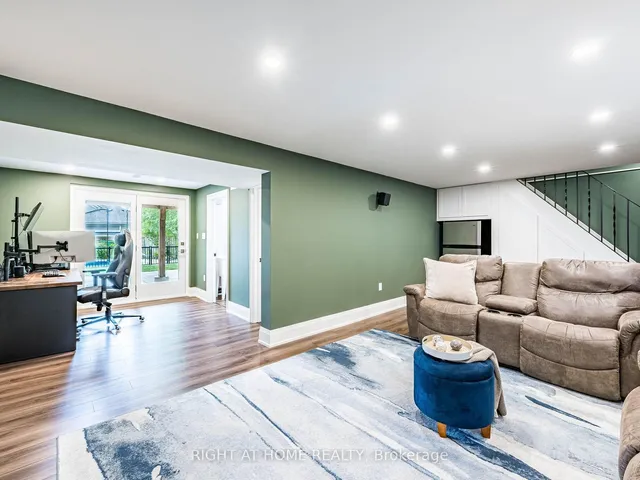 Additional image 37 of 30 Parfield Dr