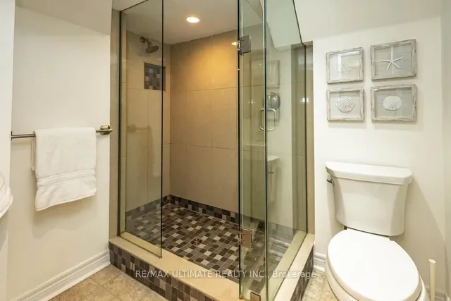 Additional image 27 of 147 Royal York Rd