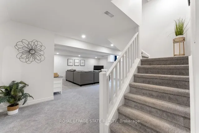 Additional image 32 of 9717 Dickenson Rd